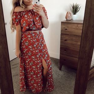 Two piece set ( top & bottom)